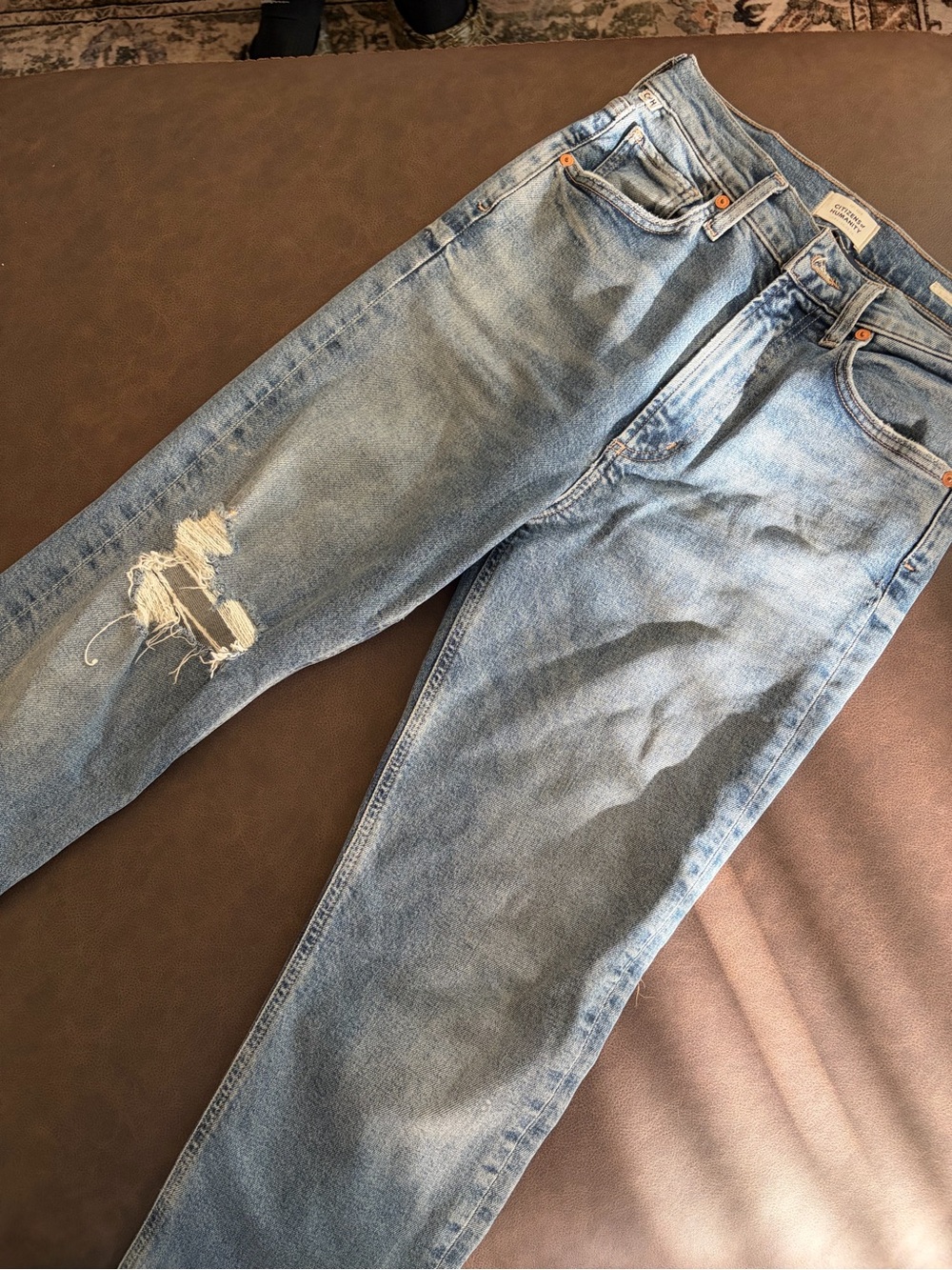 Citizens of Humanity Daphne Crop Jeans 25 Distressed Light Wash Straight Leg
